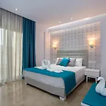 Couette-café Patiras Deluxe 4*