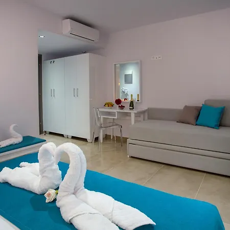 Bed and breakfast Patiras Deluxe