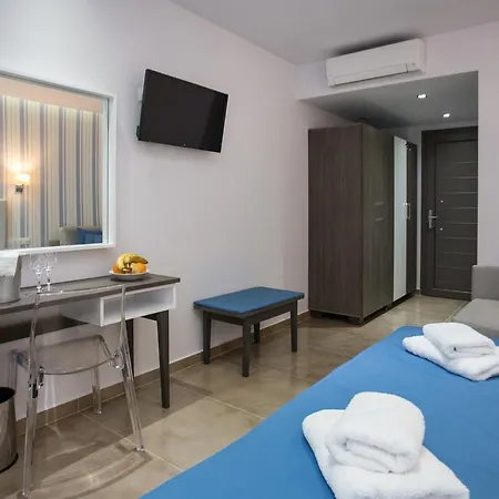 Patiras Deluxe 4*