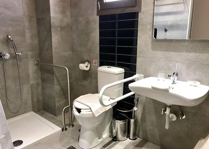 Patiras Deluxe 4* Limenária