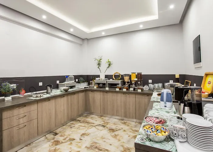 Patiras Deluxe 4* Limenária